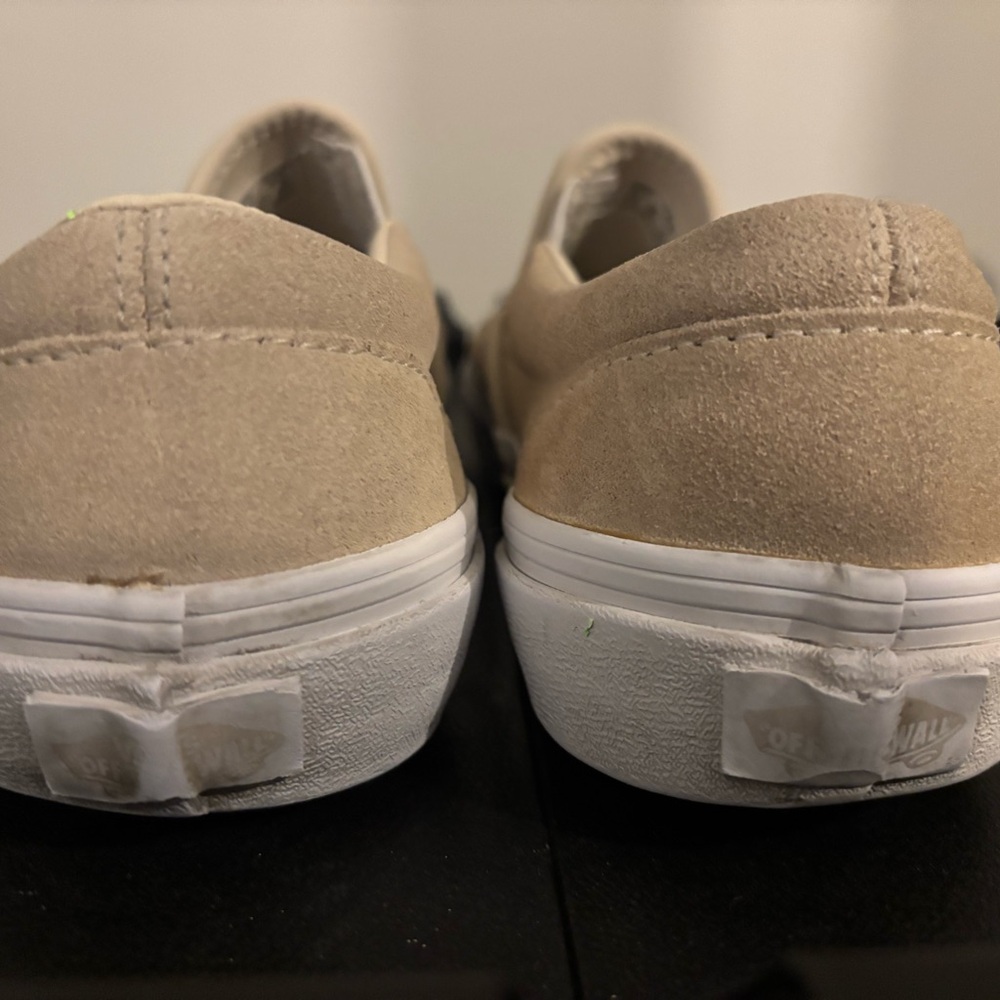Vans - Picture 4 of 5